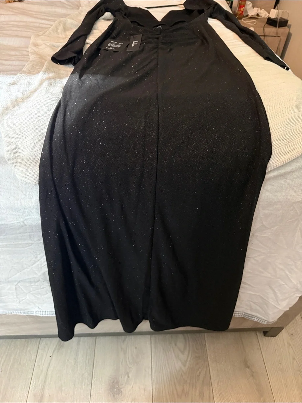 Lulu's Black Long-Sleeve Sparkle V-Neck Dress
